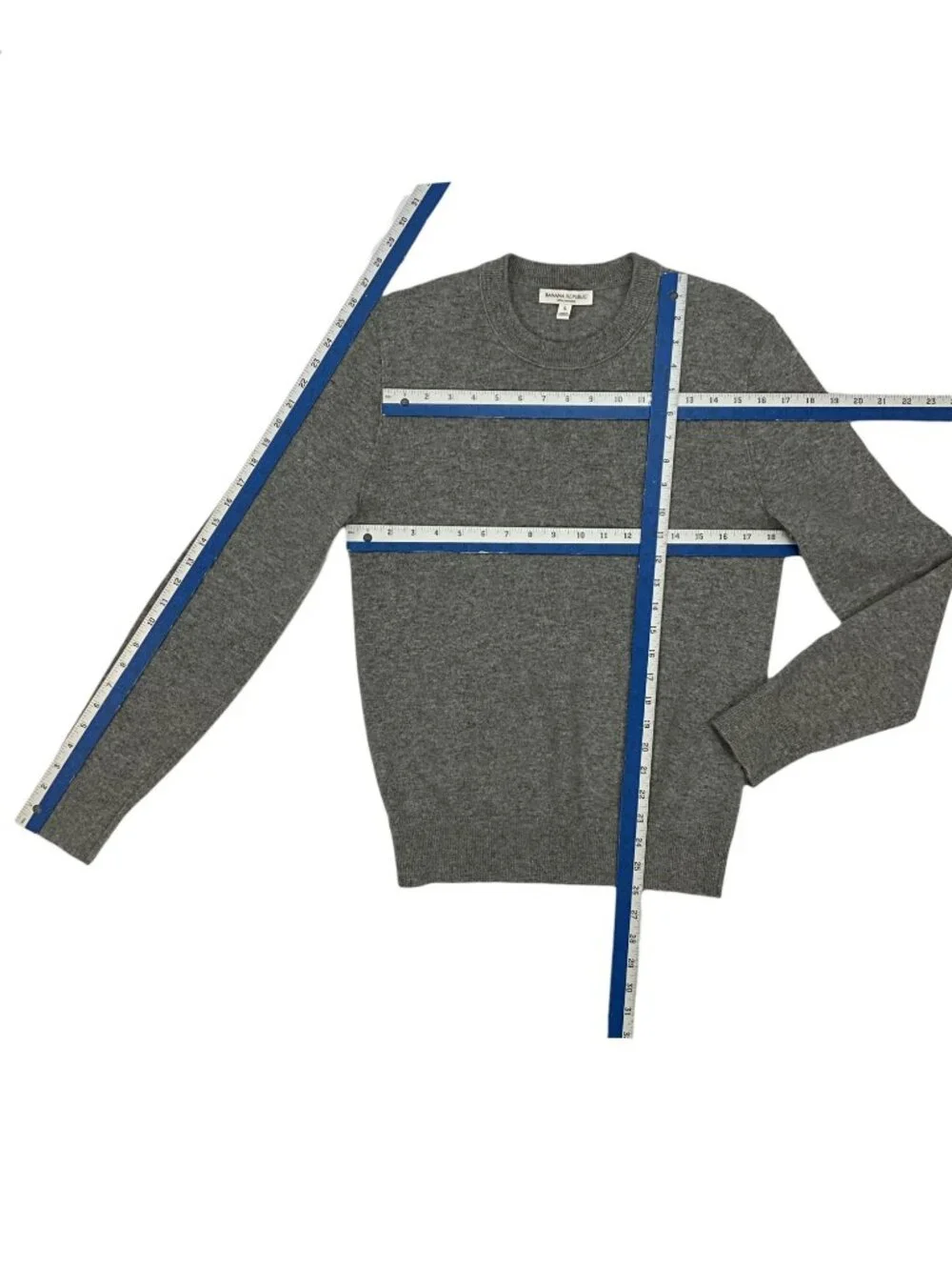 Banana Republic Cashmere Crew Neck Sweater S Gray Long Sleeve Fall Fashion